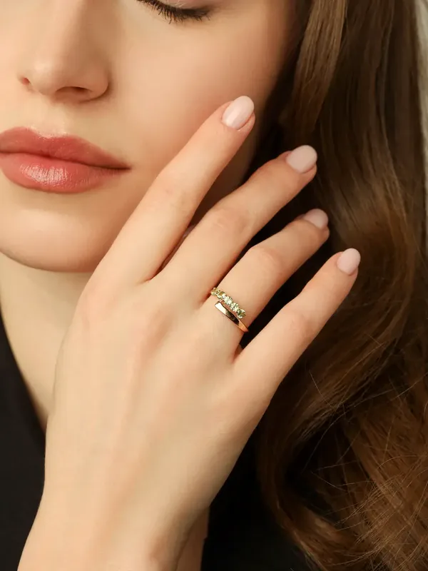 Кольцо из серебра с хризолитом, золочение