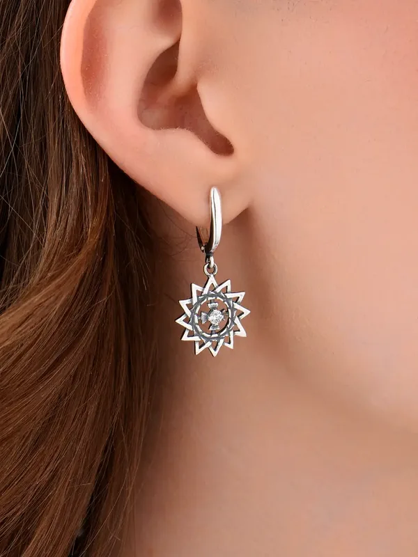 Серьги из серебра с фианитом, оксид