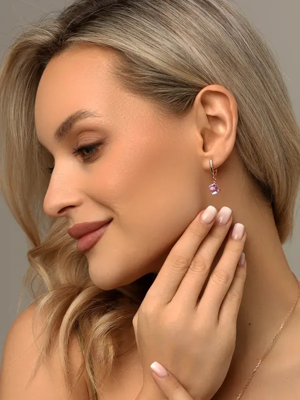 Серьги из серебра с ювелирным кристаллом, золочение