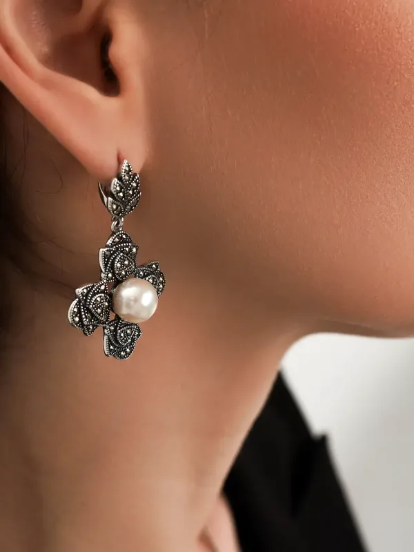 Серьги из серебра с жемчугом и марказитом, оксид