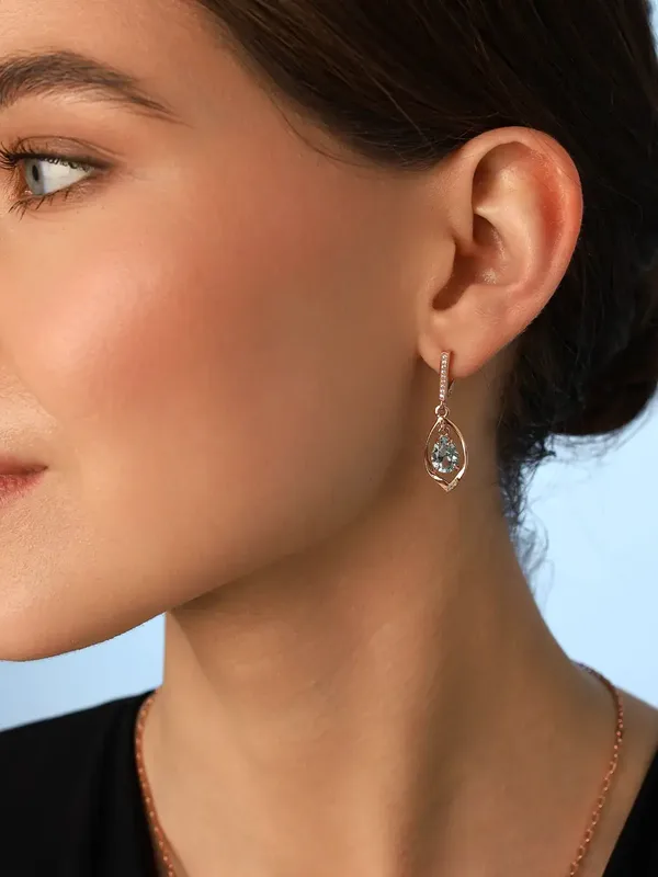 Серьги из серебра с топазом и фианитом, золочение