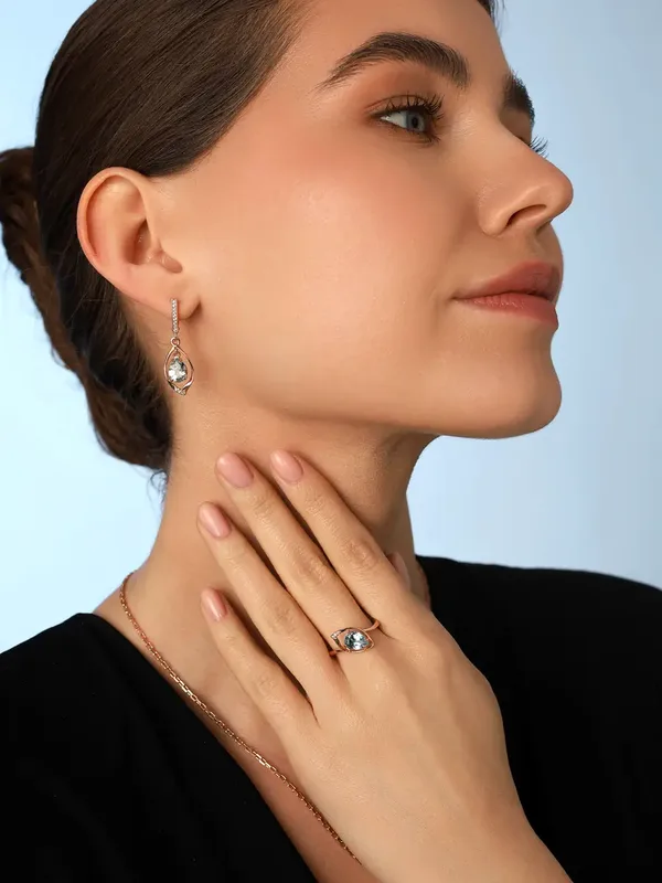 Серьги из серебра с топазом и фианитом, золочение