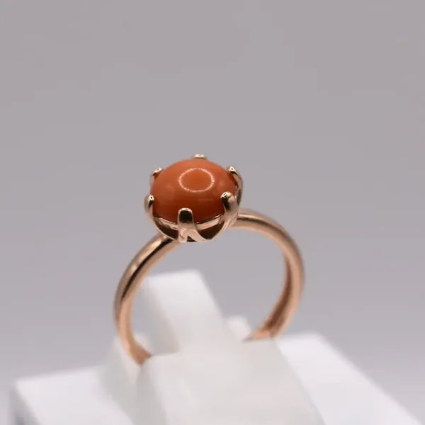 Кольцо из серебра с кораллом, золочение