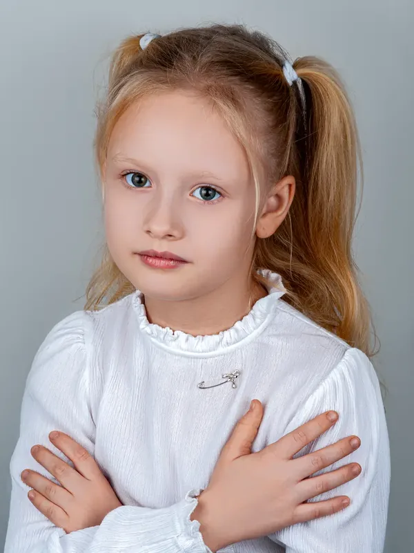 Булавка из серебра с фианитом, родий