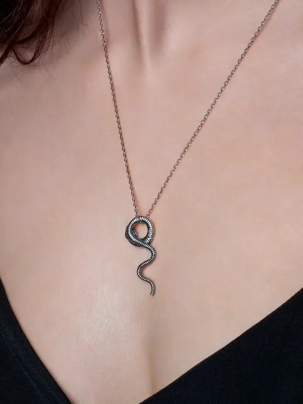 Подвеска из серебра, оксид