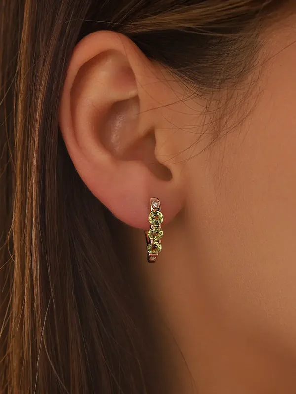Серьги из серебра с хризолитом и фианитом, золочение