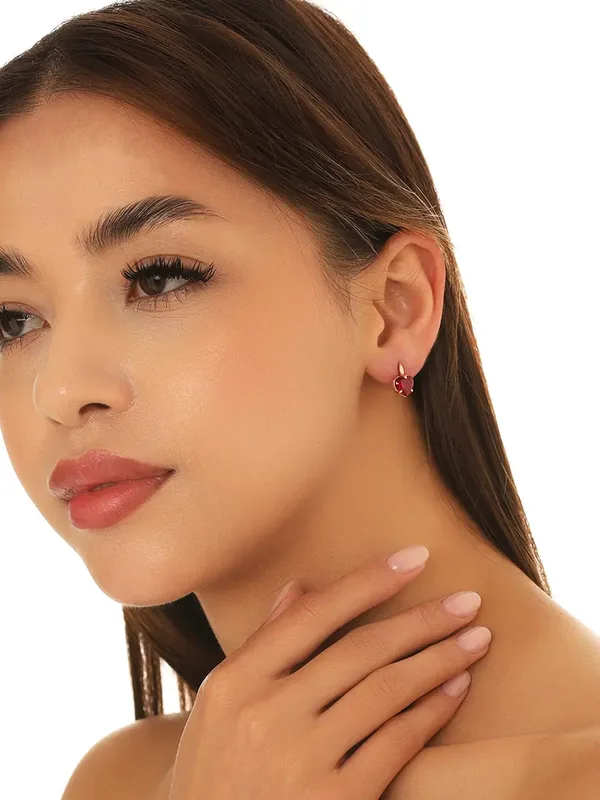 Серьги из серебра с рубином, фианитом и корундом, золочение
