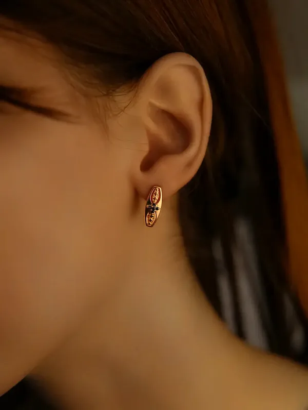 Серьги из серебра с сапфиром, золочение