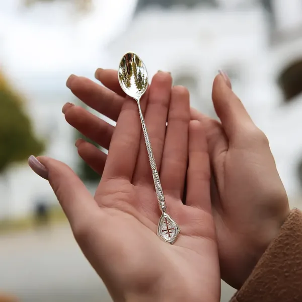 Ложка чайная из серебра