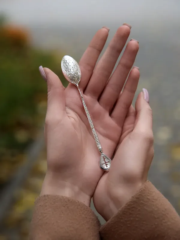 Ложка чайная из серебра