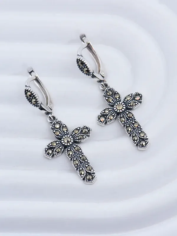 Серьги из серебра с марказитом, оксид