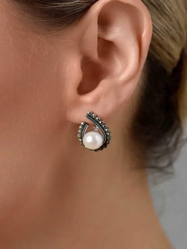 Серьги из серебра с жемчугом и марказитом, оксид
