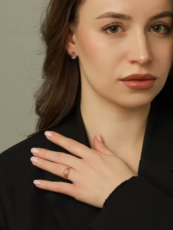 Кольцо из серебра с кварцем и фианитом, золочение