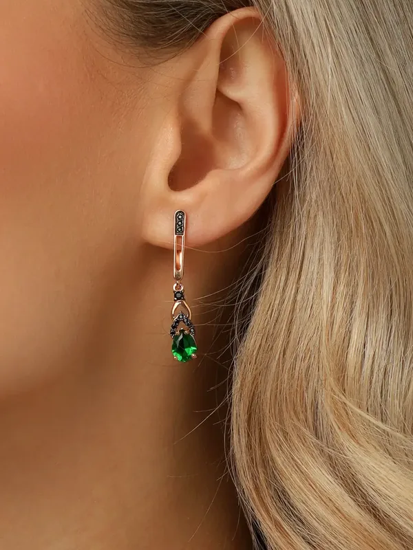 Серьги из серебра с плавленным кварцем, фианитом, изумрудом и кварцем, золочение/ч.родий