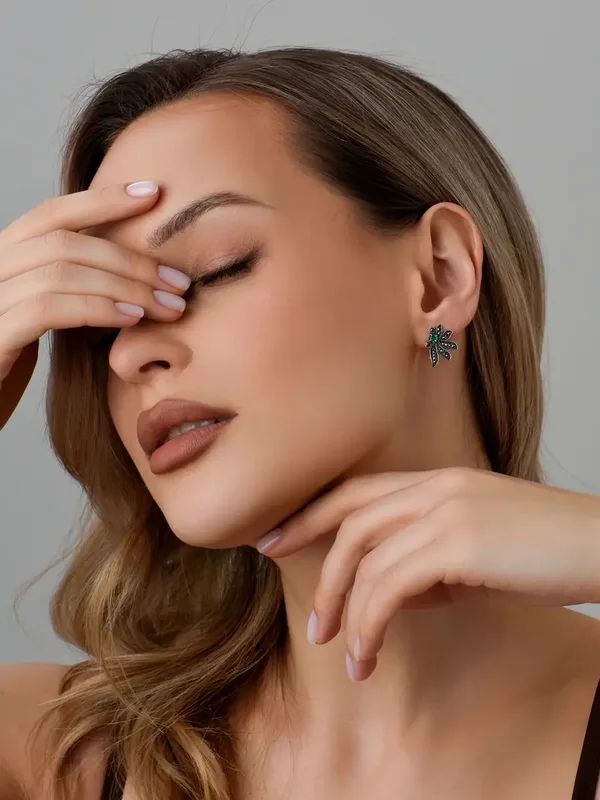 Серьги из серебра с марказитом и с агатом, оксид