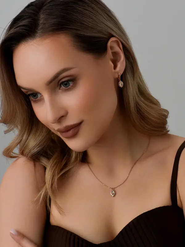 Серьги из серебра с фианитом, золочение