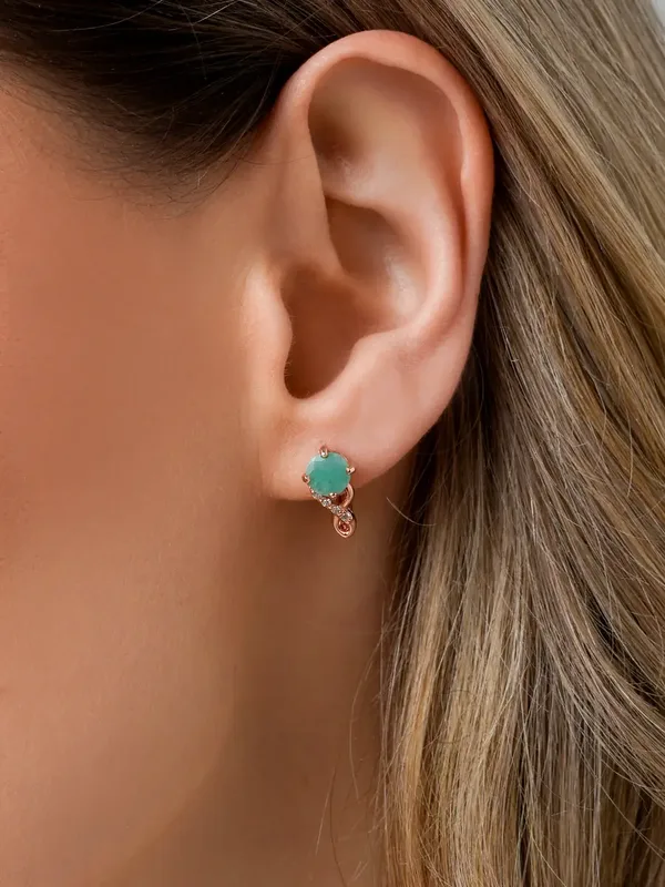 Серьги из серебра с изумрудом и фианитом, золочение