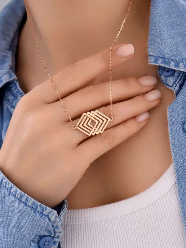 Колье из серебра, золочение