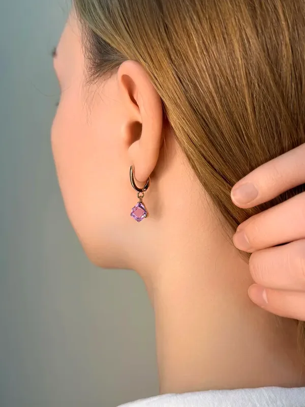 Серьги из серебра с ювелирным кристаллом, золочение