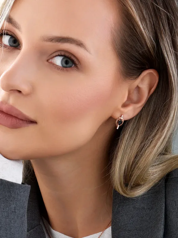 Серьги из серебра с сапфиром и фианитом, золочение