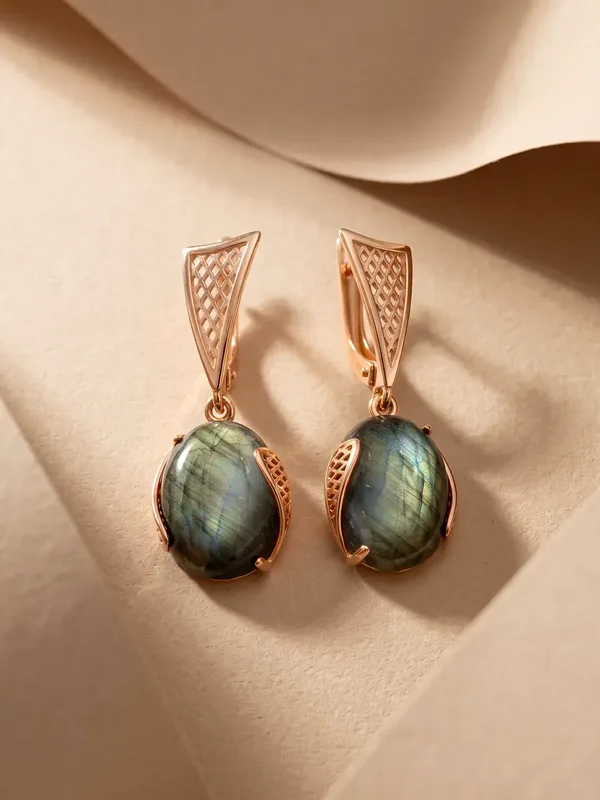Серьги из серебра с лабрадоритом, золочение
